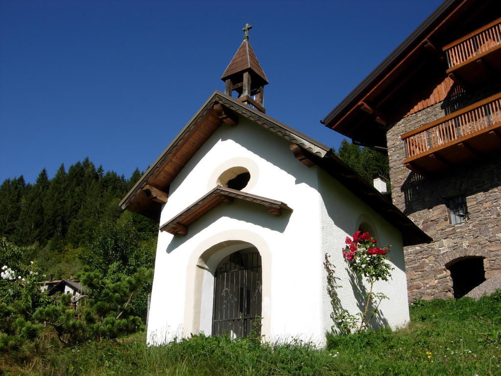 Maso Sveseri Montesover Exteriör bild
