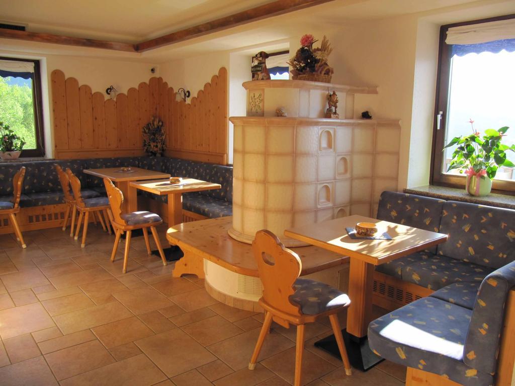 Maso Sveseri Montesover Exteriör bild